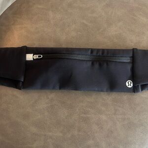 Lululemon Running Belt w/pocket